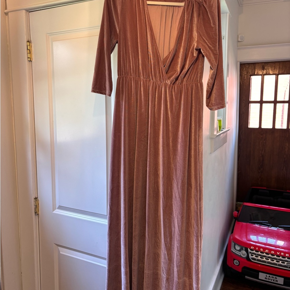Elegant Velvet Pink Maxi Dress
